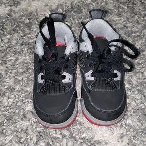 Jordan retro 4s